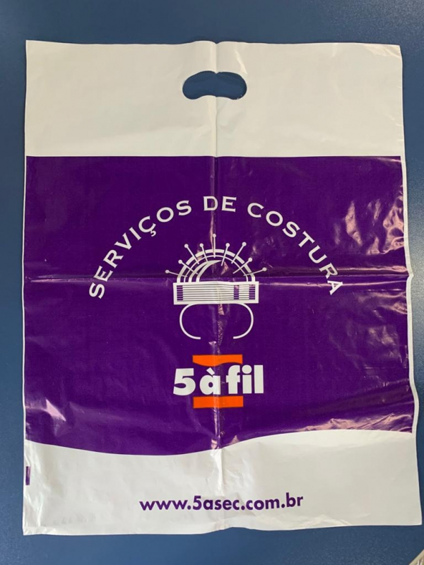 Preço de Sacola Plástica Personalizada para Loja Ortigueira - Sacola Plástica Boca de Palhaço Personalizada